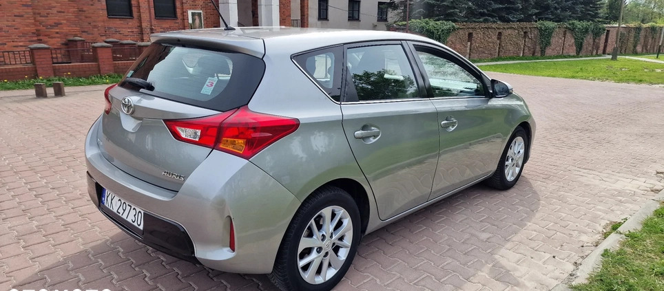 Toyota Auris cena 48500 przebieg: 59725, rok produkcji 2014 z Kraków małe 254